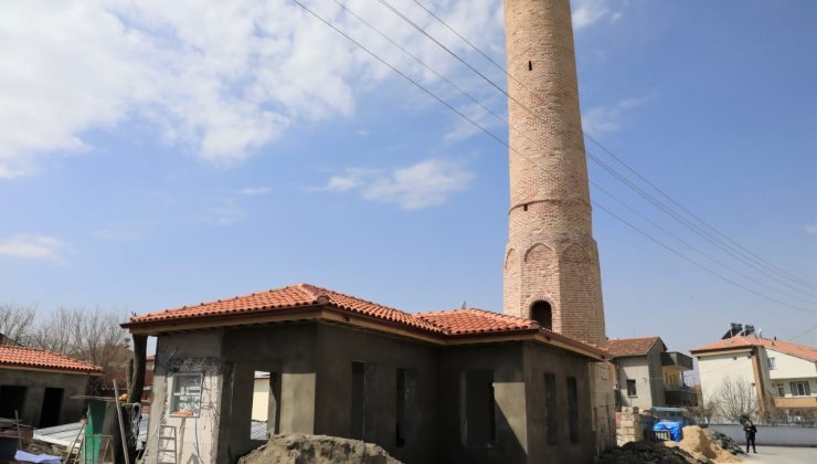 Battalgazi’deki tarihi mekanlarda restorasyon çalışmaları sürüyor