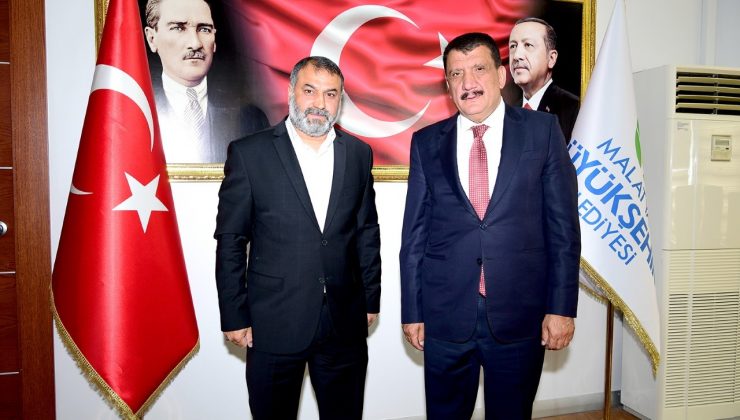 Kaynarca muhtarından Başkan Gürkan’a teşekkür ziyareti