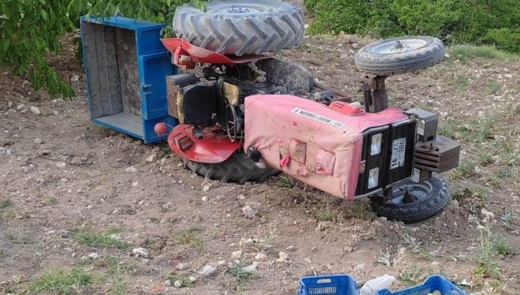 Kontrolden çıkan traktör devrildi: 2 yaralı